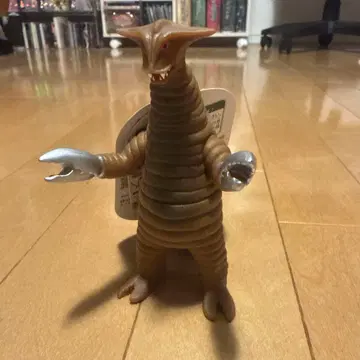 울트라 괴수 500 사드라