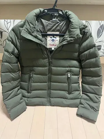 PYRENEY 헤리티지 컬렉션 다운 34 카키