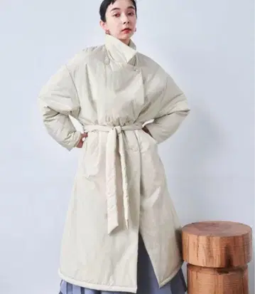 HARE 에어 써멀 리버서블 코트 화이트