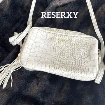 RESERXY 악어 엠보싱 숄더백 화이트 미사용 럭셔리 태슬 포함