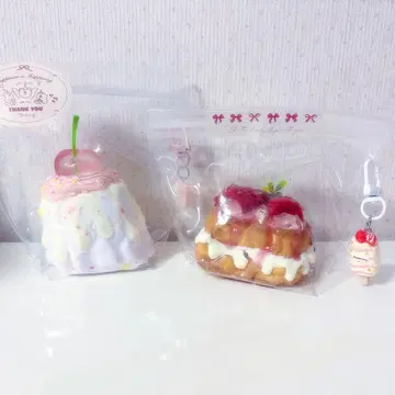 체리 케이크 딸기 토스트 M diyladodo