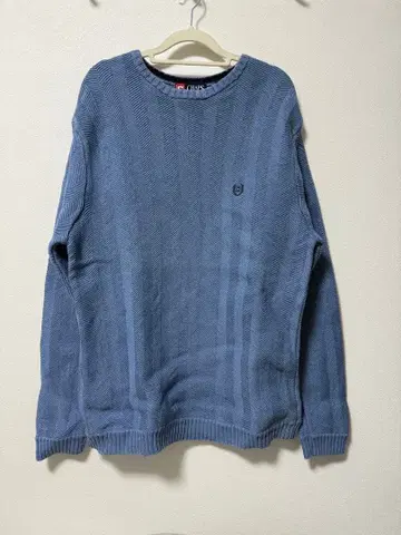 CHAPS 라이트 블루 니트