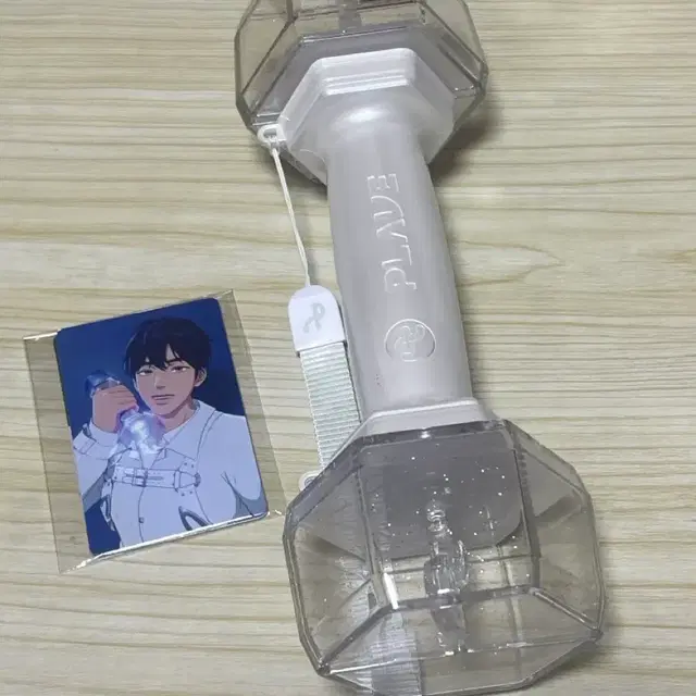 플레이브 응원봉 포카포함