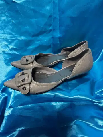 minelli 그레이 버클 스틸레토 펌프스 38