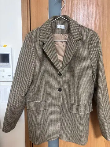 브라운 체크 무늬 테일러드 자켓