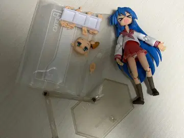 이즈미 코나타 러키스타 피규어