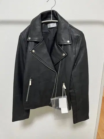 HARE 블랙 가죽 라이더 자켓