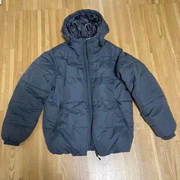 새상품급 다크 그레이 후드 부착 다운 자켓 남성용 L