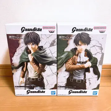 진격의 거인 그란디스타 리바이 & 엘렌 피규어