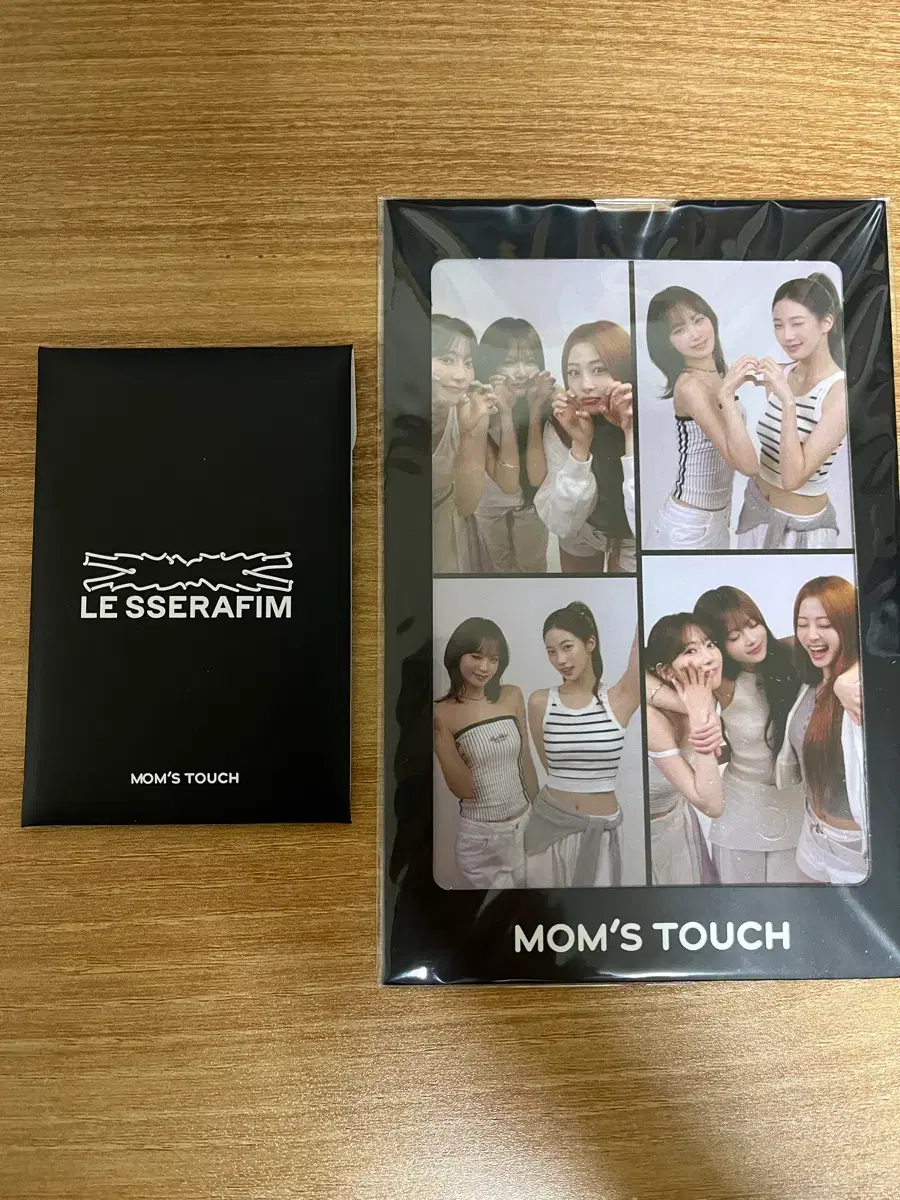 Mom&#x27;s Touch Le Sserafim poca