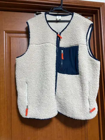 H&M 플리스 베스트 EUR XL