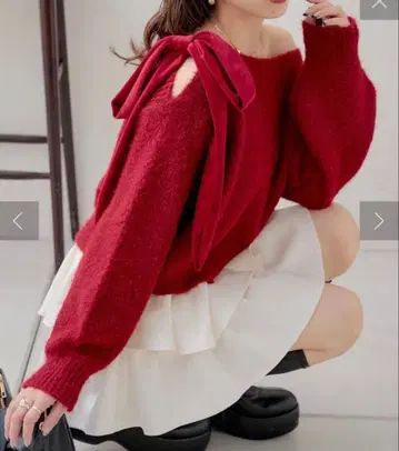 12/15까지 가격 인하 벨로아 리본 원숄더 루즈 니트 레드