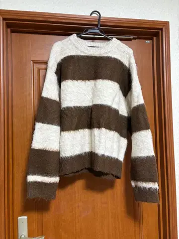 보니 셀렉 스트라이프 긴팔 니트