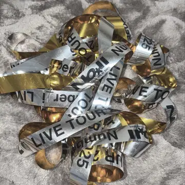 Number i LIVE TOUR 2025 은색 테이프