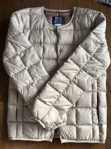 TAION 베이지 다운 자켓