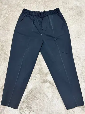 White Mountaineering 블랙 이지 팬츠