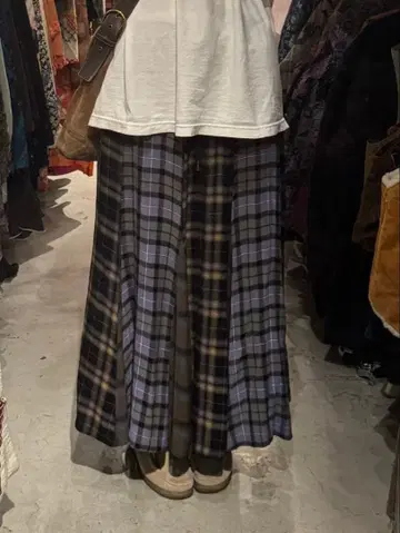 어반 리서치 체크 무늬 플레어 롱 스커트 패치워크 모리걸