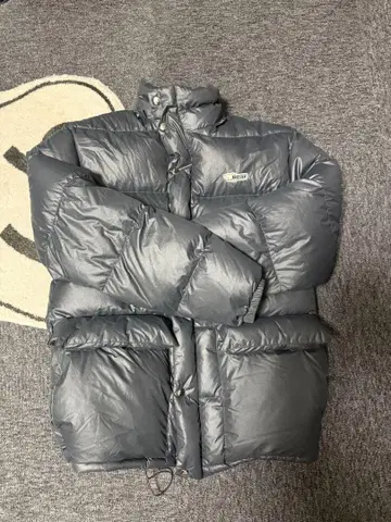 Bear 블랙 다운 자켓