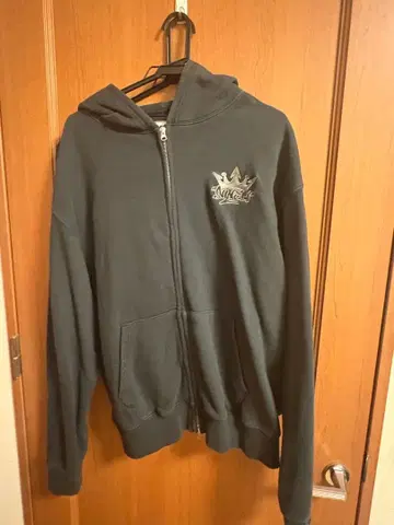 블랙 집업 후드티 9090