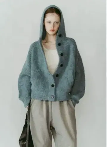 knuthmarf 후디드 가디건 니트 완판템