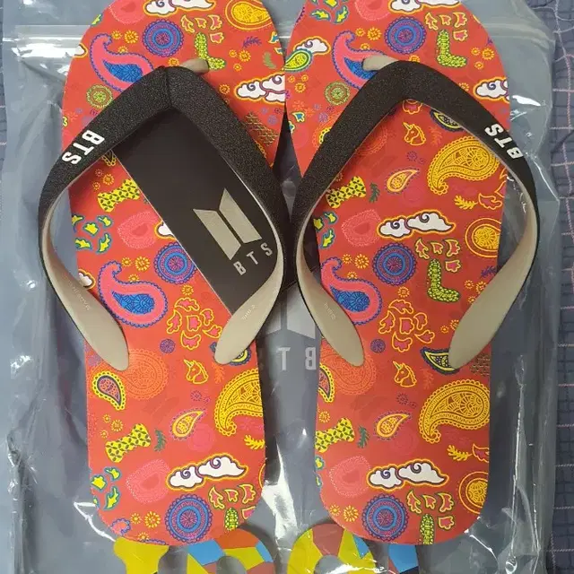 BTS 방탄소년단 공식 idol 슬리퍼