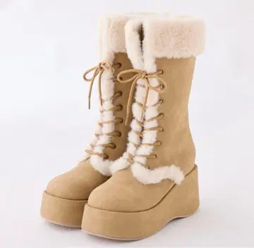 NICE CLAUP 레이스업 어그 부츠