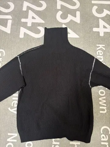 [새상품급] BEAMS HEART 터틀넥 스웨터