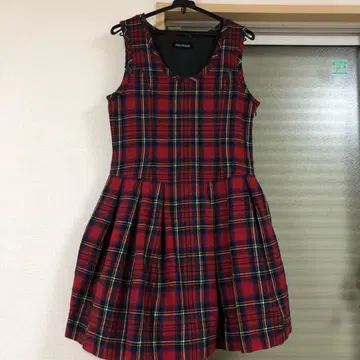 제인 마플 타탄 체크 슬리브리스 원피스