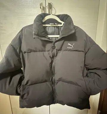 PUMA 블랙 다운 자켓 M 사이즈 눕시풍 다운