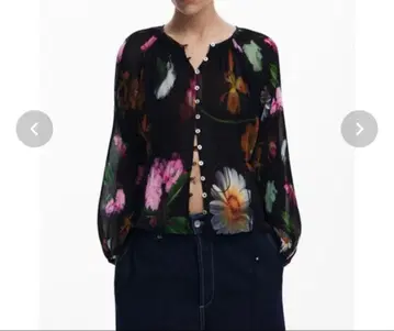 Desigual 퍼프 슬리브 블라우스 블랙 플라워 프린트