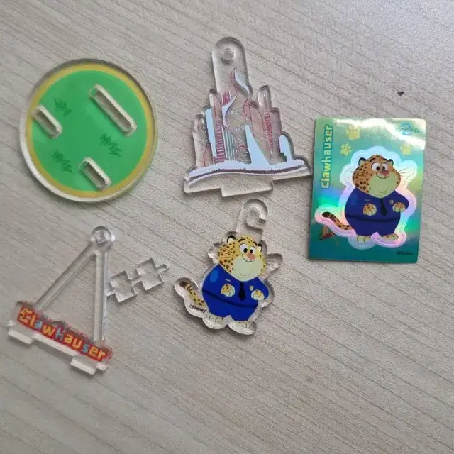 주토피아 클로하우저 아크릴 스탠드