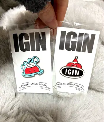 신상 IGIN 핀 배지 POPUP 크리스마스 BTS 진