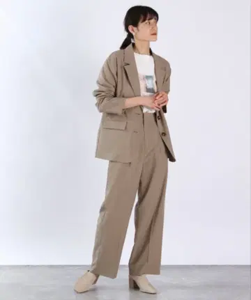 로리즈팜 린넨 라이크 테일러 자켓&슬랙스 세트 모카