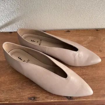 DIANA F by WELLFIT 플랫 펌프스 베이지 천연 가죽 23.5