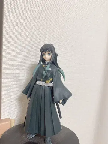 귀멸의 칼날 무이치로 피규어