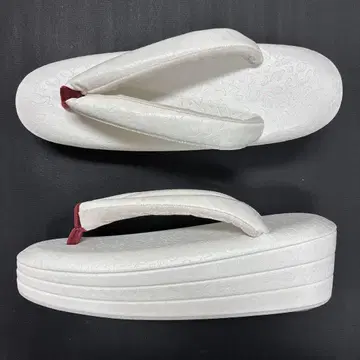 특가 고급 조리 저반발 3단 굽 표범 무늬 화이트 엠보 앞코 빨간색