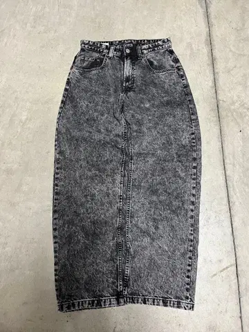 ZARA 스톤 워시 데님