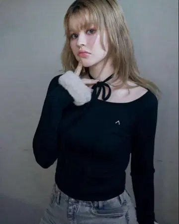 andmary Ravi 퍼 탑 미사용 새상품 정품