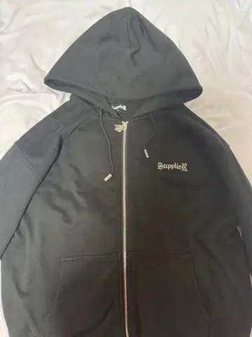 Supplier 블랙 후드티