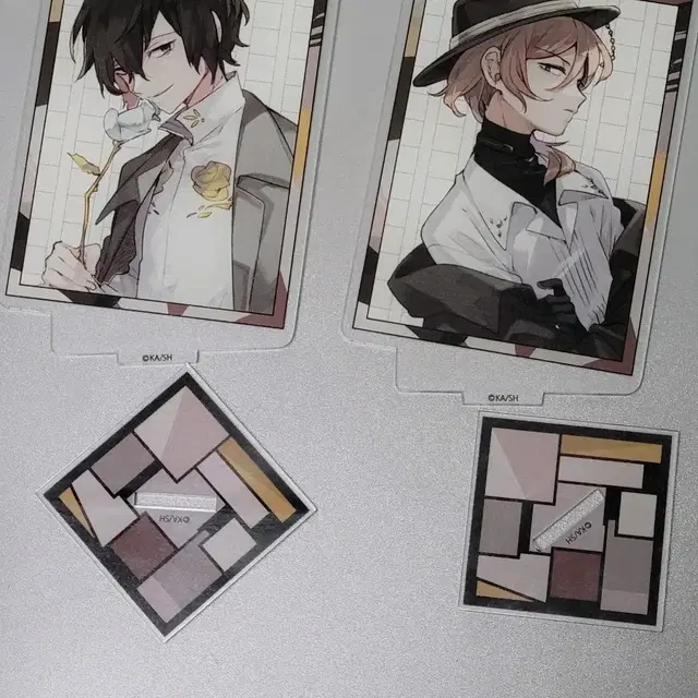 문스독 아크릴 스탠드