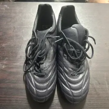 미즈노 축구 스파이크 모렐리아