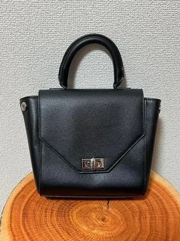 [ WEARISTA x HARE ] 2WAY 스퀘어 BAG(HARE)