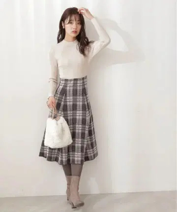 체크 무늬 도킹 니트 원피스