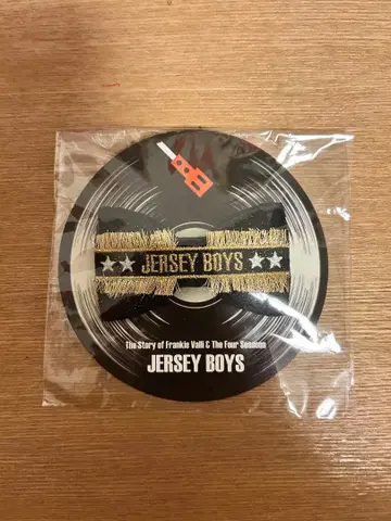 저지 보이즈 2022 핀 배지 블랙