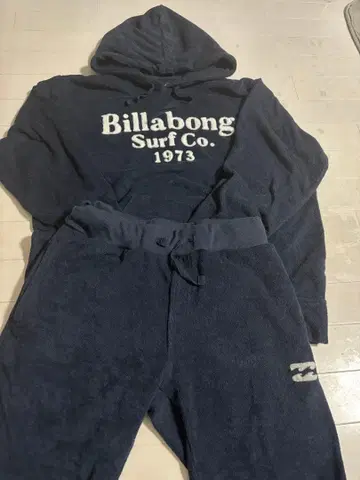 Billabong 타월 원단 후드 부착 후드티