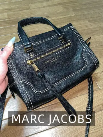 MARC JACOBS 블랙 숄더백