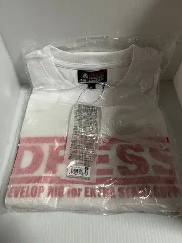 DRESS 스탠다드 로고 T셔츠 S 사이즈