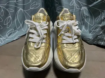 스니커즈 GUESS VITERBO 골드 통굽 여성용 남성용