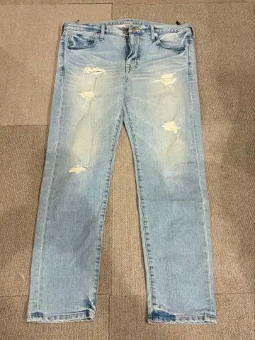 Edifice 데미지 가공 데님 팬츠