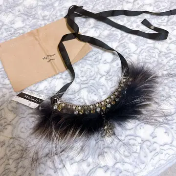 [ 새상품 ] MAX&Co. 퍼 비즈 목걸이